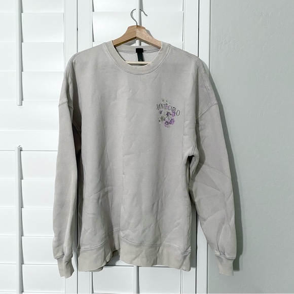 WILD FABLE | Monte Carlo Floral Graphic Sweatshirt Gray | Multiple Sizes! - Picture 2 of 5